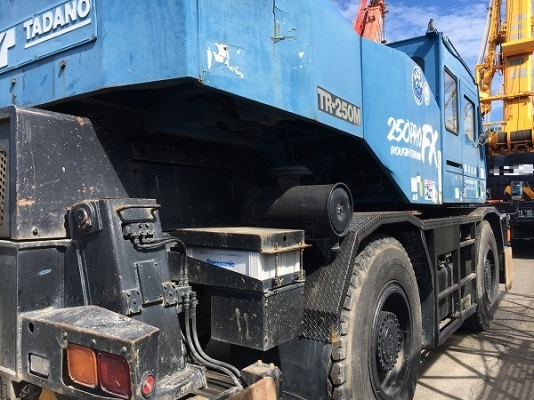สั่งนำเข้าเคลนขาไขว้ TR-25OM-5 ขนาด 25 ตัน