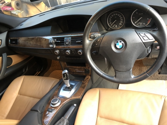 BMW Series 5 รุ่น 520D ปี 2009 แท้ สภาพดีมาก BMW Series 5 รุ่น 520D ปี 2009 แท้ สภาพดีมาก
