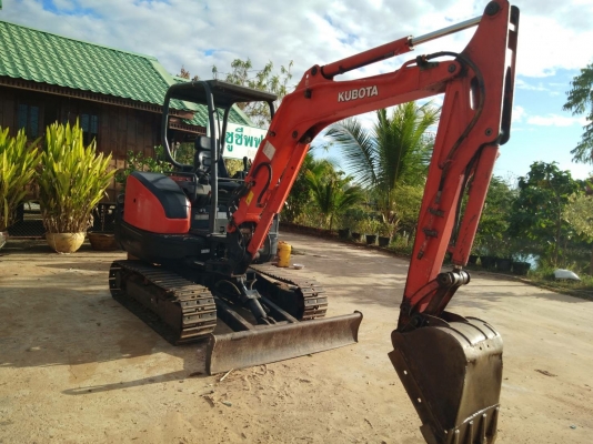 ขายรถขุดKUBOTA 3ตัน สภาพดีมากเจ้าของขายเองแทร็คใหม่85\%