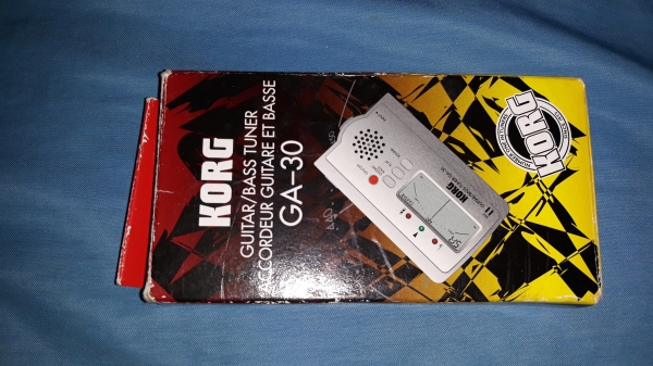 ขายเครื่องตั้งสายกีต้า เบส KORG GA-30