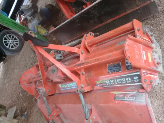 ขายรถไถ L3608  ปี 53 อุปกรณ์ครบรถพร้อมใช้