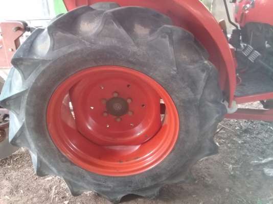 ขายรถไถ L3608  ปี 53 อุปกรณ์ครบรถพร้อมใช้