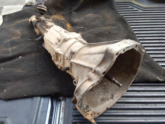 ขายเกียร์ธรรมดาห้าสปีดใส่เครื่องยนต์ดีเซล Ld sd