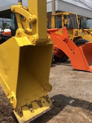 ขายรถขุด KOMATSU PC60-7 นำเข้าเองจากญี่ปุ่น สภาพสวยพร้อมใช้ มีVDOการทำงานครับ