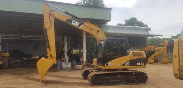 CATERPILLAR 312D(เปลี่ยนหัวฉีดใหม่เรียบร้อย)