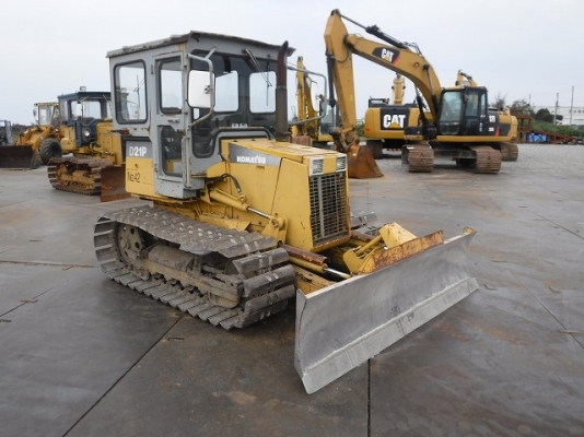 ขายรถดันดิน KOMATSU D21P-7E (4,XXX ชั่วโมง) นำเข้าเองจากญี่ปุ่น สภาพสวยพร้อมใช้ ถึงเร็วๆนี้ครับ