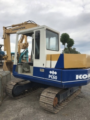 ขาย!! >>> Komatsu Pc60 รุ่น 5 รถพร้อมใช้งาน เอกสารใบซื้อขาย <<< เบอร์ติดต่อ 098-7155789 086-4631102