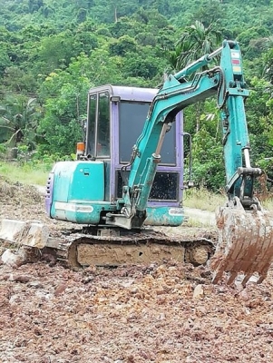 ขาย!! >>> Kubota K035 ราคาเบาๆ คอนโทรนสั้น หัวเก๋ง <<< เบอร์ติดต่อ 098-7155789 086-4631102