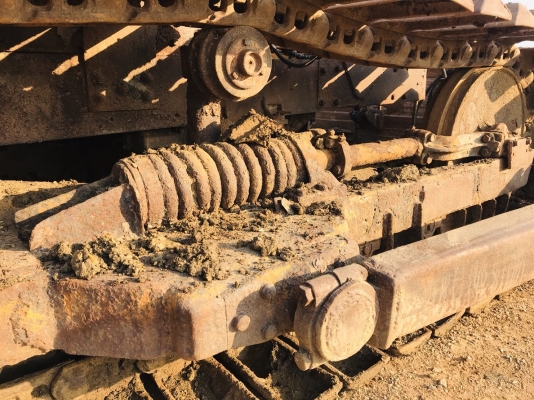 ขาย 295,000 รถแทร็กเตอร์ CAT D4E  ตีนเป็ด หัวฉีดปากกา เครื่องดี เกียร์ตัดแรง ช่วงล่างเต็ม ใบมีดสไลด์ รถสวยพร้อมใช้ เอกสารสัญญาซื้อขาย รถอยู่ ปทุมธานี-สามโคก 092-595-6777 061-446-2662 ญิ๋งยุ