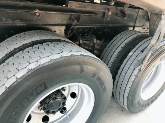 Hino S500 เครื่อง 344 แรง ปี 55 แม่ลูกกระบะดัพม์สามมิตรแท้ เบรคแห้ง #รถป้ายแดงมือเดียว #น้ำหนักบรรทุกได้31.40ตัน ยางดี พร้อมใช้งาน ทะเบียนพร้อมโอน