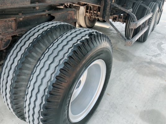 Hino S500 เครื่อง 344 แรง ปี 55 แม่ลูกกระบะดัพม์สามมิตรแท้ เบรคแห้ง #รถป้ายแดงมือเดียว #น้ำหนักบรรทุกได้31.40ตัน ยางดี พร้อมใช้งาน ทะเบียนพร้อมโอน