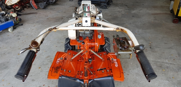 รถพรวนดิน สาดดิน พร้อมใช้งาน รถพรวนดิน สาดดิน พร้อมใช้งาน