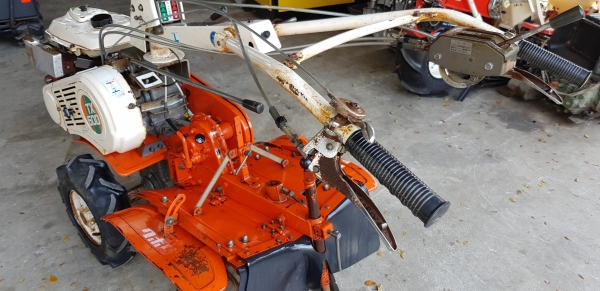 รถพรวนดิน สาดดิน พร้อมใช้งาน รถพรวนดิน สาดดิน พร้อมใช้งาน