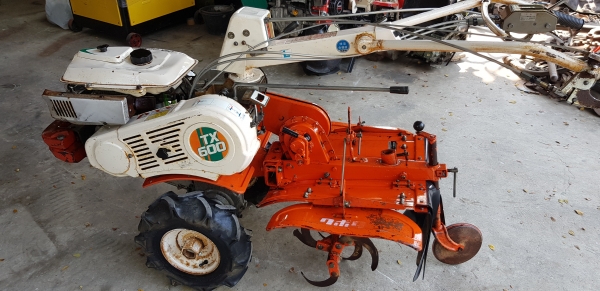 รถพรวนดิน สาดดิน พร้อมใช้งาน รถพรวนดิน สาดดิน พร้อมใช้งาน