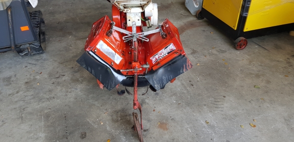 รถพรวนดิน สาดดิน พร้อมใช้งาน รถพรวนดิน สาดดิน พร้อมใช้งาน