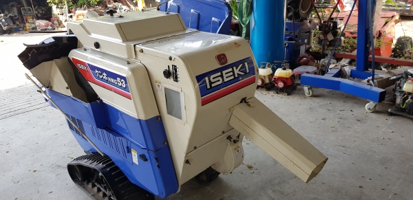 รถนวดข้าว 5.5 แรงเบนชิล สวยๆๆอุปกร์ณครับ ไม่แตกไม่หักพร้อมใช้งาน รถนวดข้าว 5.5 แรงเบนชิล สวยๆๆอุปกร์ณครับ ไม่แตกไม่หักพร้อมใช้งาน