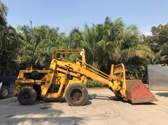 ขายรถตักTOYOTA SD10 สวยเดิมจากญี่ปุ่น1ตัน งากระดก ยังไม่เคยใช้ในไทย 185,000เท่านั้น