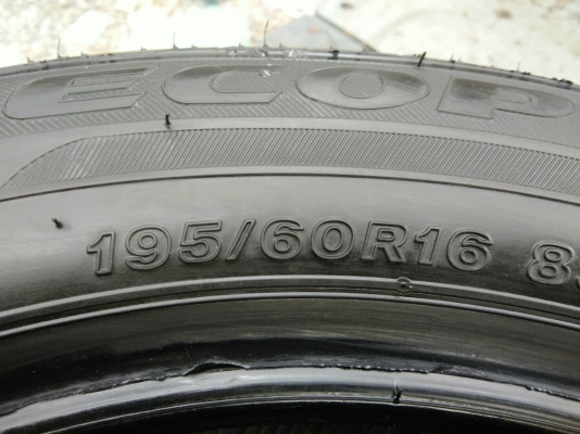 ขายยางถอดป้ายแดง 195/60R16 บริดจสโตน ปี16 เส้นสีอยู่ครบ ชุดละ 5900 บาท พร้อมใส่ ถ่วง ฟรี ขายยางถอดป้ายแดง 195/60R16 บริดจสโตน ปี16 เส้นสีอยู่ครบ ชุดละ 5900 บาท พร้อมใส่ ถ่วง ฟรี