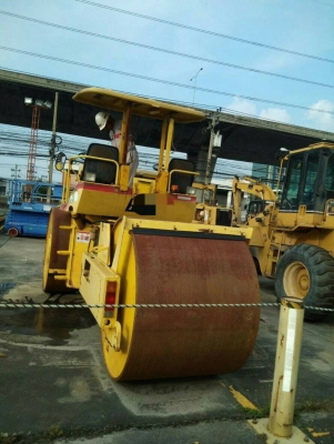 R2S  รถบดสามล้อเหล็ก ซาก @700,000  รถนอกคุณภาพดีมีมาให้เลือกใช้ สนใจโทร081-989-1989หรั่งครับ