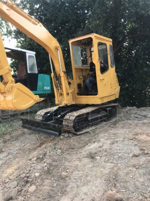 ขายด่วน Yanmar pc30 เครื่องดี โซ่เฟรมสวย รถเดิมใช้ในสวน ทำสีใหม่ เพียง 135000 บาท