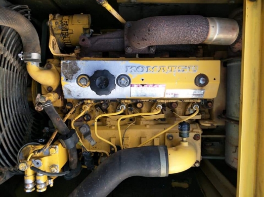 ขายจ้า..KOMATSU PC60-6. เก่านอกแท้  สภาพสวย  เดิมๆๆ  ใช้งานมาน้อย  เครื่องปั๊มแห้ง พร้อมใช้ โทร 089-3818694 จ๊อย