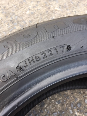 ขายยาง FIRESTONE TOURING FS100 185-60-15 ปี17 - ดอกเต็ม ไม่มีปะ ราคาชุดละ 2,900 บาท ขายยาง FIRESTONE TOURING FS100 185-60-15 ปี17 - ดอกเต็ม ไม่มีปะ ราคาชุดละ 2,900 บาท