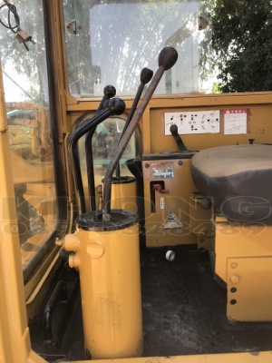 ขายด่วน Komatsu pc60รุ่น3uu สไลนบูม โคนบูม รถเก่านอก ทำสีใหม่ มีหัวแย้ก พร้อมขาย 450000 บาท ขายด่วน Komatsu pc60รุ่น3uu สไลนบูม โคนบูม รถเก่านอก ทำสีใหม่ มีหัวแย้ก พร้อมขาย 450000 บาท