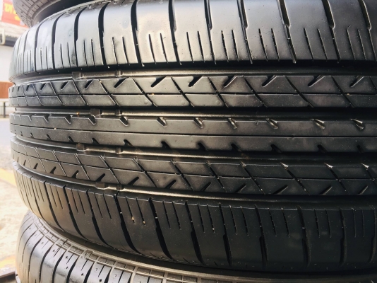 ขายยาง BRIDGESTONE TURANZA ER33 195-50-16 ปี16 - ตุ่มหน้ายางยังอยู่ ไม่มีตำหนิ ราคาชุดละ 4,800 บาท ขายยาง BRIDGESTONE TURANZA ER33 195-50-16 ปี16 - ตุ่มหน้ายางยังอยู่ ไม่มีตำหนิ ราคาชุดละ 4,800 บาท