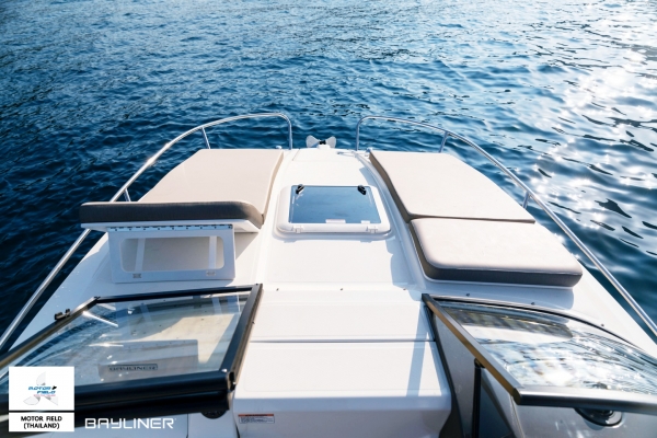 เปิดจองให้คุณเป็นเจ้าของก่อนไครกับ All new 2019 Bayliner VR6 Cuddy