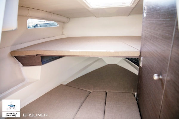 เปิดจองให้คุณเป็นเจ้าของก่อนไครกับ All new 2019 Bayliner VR6 Cuddy