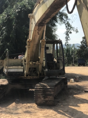 ขายด่วน kobelco Mark3 220Sk เครื่องเทอร์โบ เครื่องดี มีลายหัวแย้ก พร้อมทะเบียนพร้อมขาย 350000 บาทต่อรองได้ครับ