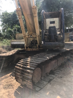 ขายด่วน kobelco Mark3 220Sk เครื่องเทอร์โบ เครื่องดี มีลายหัวแย้ก พร้อมทะเบียนพร้อมขาย 350000 บาทต่อรองได้ครับ