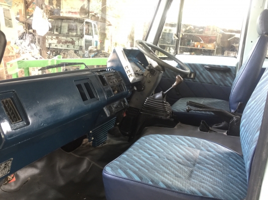 ขาย หัวสิบล้อ (  ISUZU ร็อคกี้ นางฟ้า  )  มีขาดีดหน้า-ขาคำ้หลัง คันเกียร์ กันชน พร้อมใช้