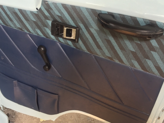 ขาย หัวสิบล้อ (  ISUZU ร็อคกี้ นางฟ้า  )  มีขาดีดหน้า-ขาคำ้หลัง คันเกียร์ กันชน พร้อมใช้