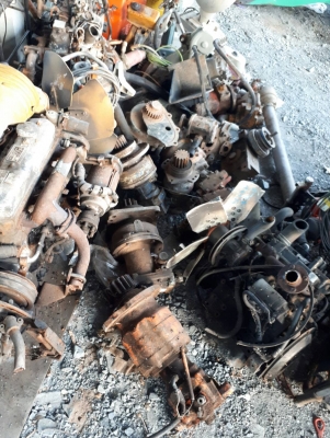 ขาย มอเตอร์สวิง สำหรับ รถขุด แบ็คโฮ จำนวนมาก อเนกประสงค์ ใช้ทำหัวเจาะดินได้ เก่าญี่ปุน