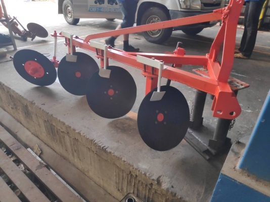 ผาน บุกเบิก 18 นิ้ว 3 ใบ สวยๆ 13,500