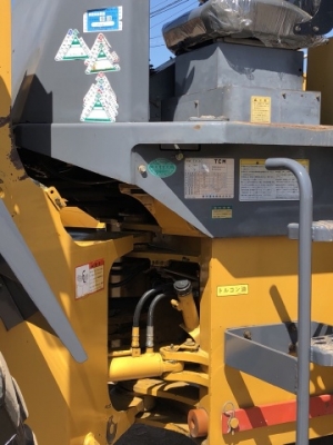 ขายรถตักล้อยาง TCM E830 (เท่าเทียบ WA100) นำเข้าเองจากญี่ปุ่น สภาพสวยพร้อมใช้ มีVDOการทำงานครับ