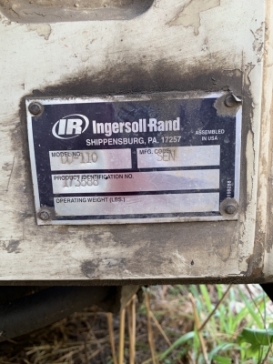 ขาย Ingersoll Rand รุ่น DD110 หน้า หลังเหล็ก 10 ตัน 2 เพลา เอวอ่อน เล่มทะเบียน ตามสภาพ ลองที่ลาดหลุมแก้ว ราคาเบาๆ 850000฿ โทร 0899027595 คุณแจ้ ขาย Ingersoll Rand รุ่น DD110 หน้า หลังเหล็ก 10 ตัน 2 เพลา เอวอ่อน เล่มทะเบียน ตามสภาพ ลองที่ลาดหลุมแก้ว ราคาเบาๆ 850000฿ โทร 0899027595 คุณแจ้