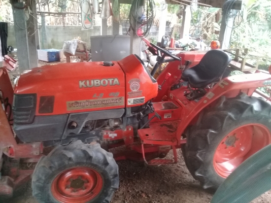 ขายรถไถ L3408  อุปกรณ์  3  ชิ้น  ปี 51 ราคาต่อรองได้