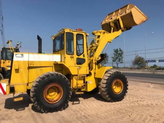 ขายรถตักล้อยาง CAT 950F มีใบมีดดัน นำเข้าเองจากญี่ปุ่น สภาพสวยพร้อมใช้ มีVDOการทำงานครับ ขายรถตักล้อยาง CAT 950F มีใบมีดดัน นำเข้าเองจากญี่ปุ่น สภาพสวยพร้อมใช้ มีVDOการทำงานครับ