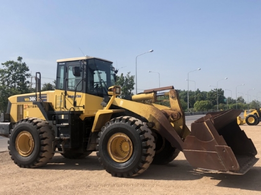 ขายรถตักล้อยาง KOMATSU WA380-5 นำเข้าเองจากญี่ปุ่น สภาพสวยพร้อมใช้ มีVDOการทำงานครับ