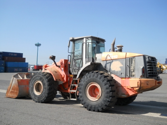 ขายรถตักล้อยาง HITACHI ZW310-A นำเข้าเองจากญี่ปุ่น สภาพสวยพร้อมใช้ ถึงเร็วๆนี้ครับ