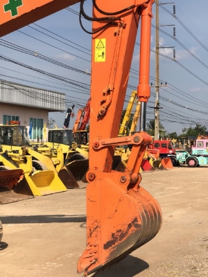 ขายรถขุด HITACHI ZX225US มีลายหัวกระแทก นำเข้าเองจากญี่ปุ่น สภาพสวยพร้อมใช้ มีVDOการทำงานครับ
