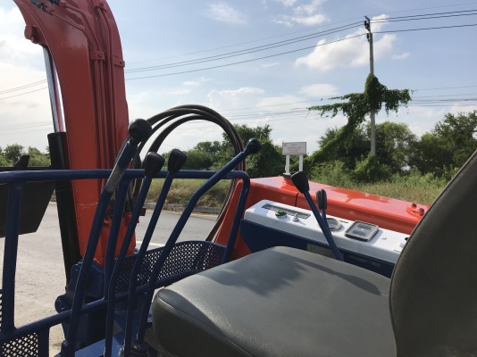 Kubota kh027สภาพดีเก่าญี่ปุ่น มีใบอินวอยไม่เคยใช้ในไทย Kubota kh027สภาพดีเก่าญี่ปุ่น มีใบอินวอยไม่เคยใช้ในไทย