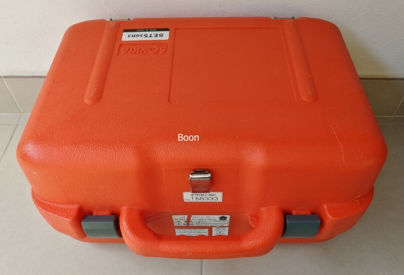 ขายกล้องสำรวจ Total Station SOKKIA SET 530R3 ถอดฐานได้ สภาพสวย 2หน้าจอ นอลปรีซึ่ม เลเซอร์นำเป้า Accuracy 5&rdquo; ความละเอียดหน้าจออ่าน 1&rdquo; Made in Japan พร้อม calibrated  อุปกรณ์ตามรูป