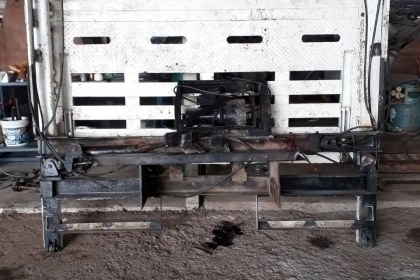 ลิฟต์ท้ายถอดลงออกจากรถHino สภาพสวย ขาย 38,000 บาท ศุภากร 081-1903107