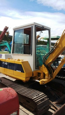 ขายรถแบคโฮ KOMATSU PC40-5 เอกสารอินวอย ราคา 320000