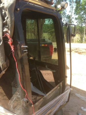 ขายหัวเก๋ง CAT 320 D2 อุปกรณ์ครบชุด ราคา 90000