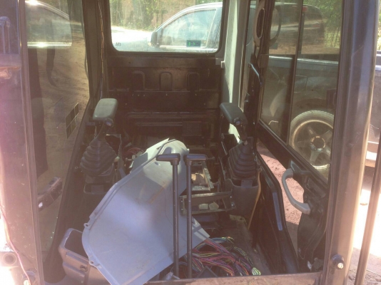 ขายหัวเก๋ง CAT 320 D2 อุปกรณ์ครบชุด ราคา 90000