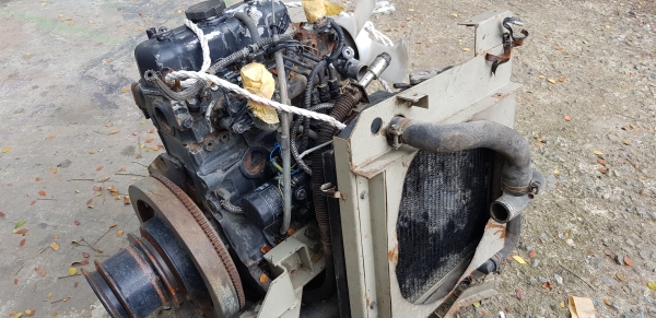 3 สูบ 26 แรง พร้อมหม้อน้ำ